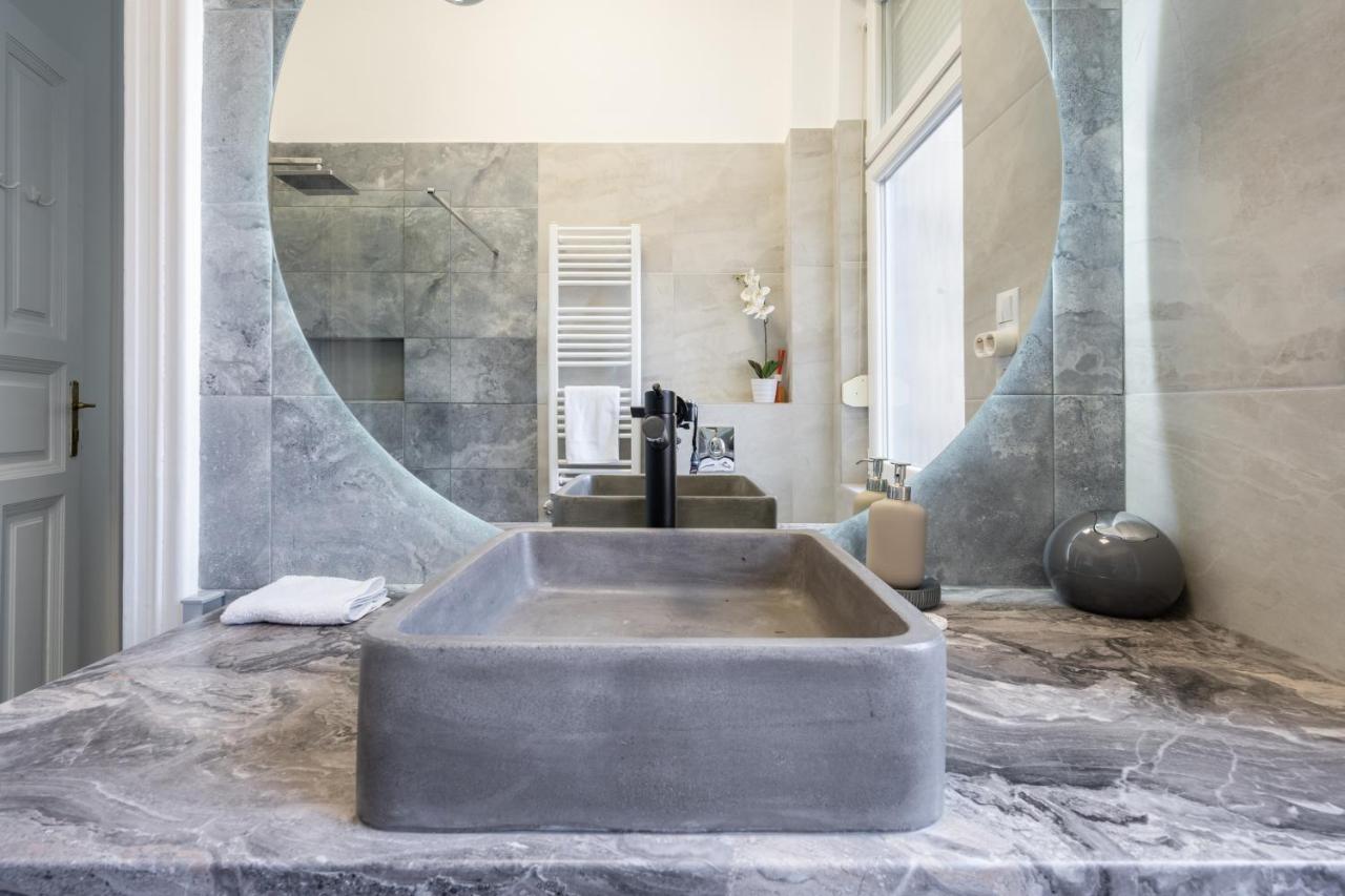 Galaxy Cube Apartment Budapeşte Dış mekan fotoğraf